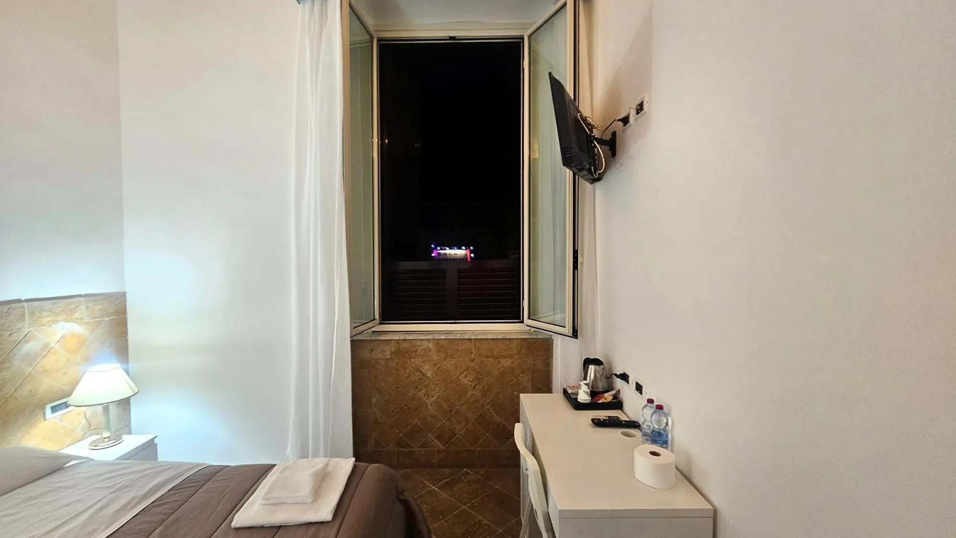 Hotel Check In Roma Italia
